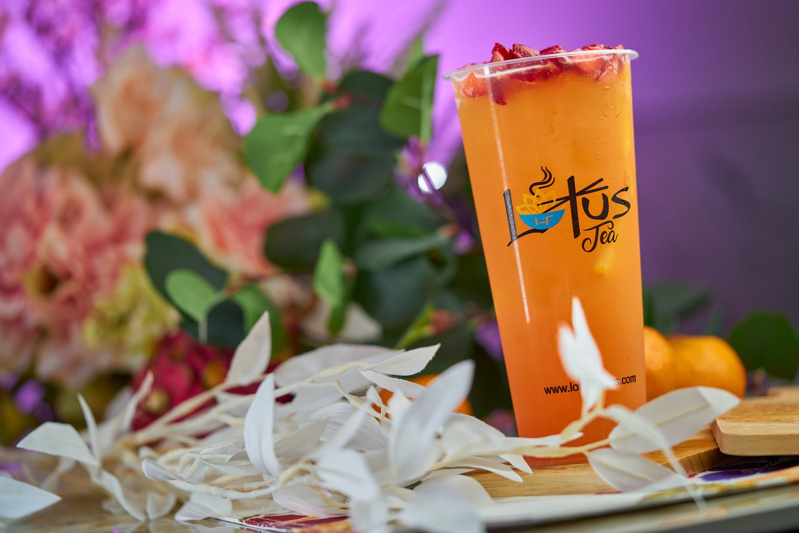 Hawaiian_Sun_0387_0164__5_25_ILCE-7RM5LotusTea_Social_&_Media